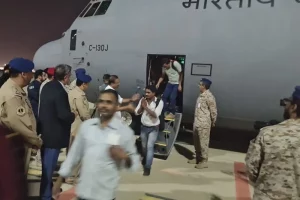 Operation Kaveri in full swing as MoS Muraleedharan reaches Jeddah to oversee rescue