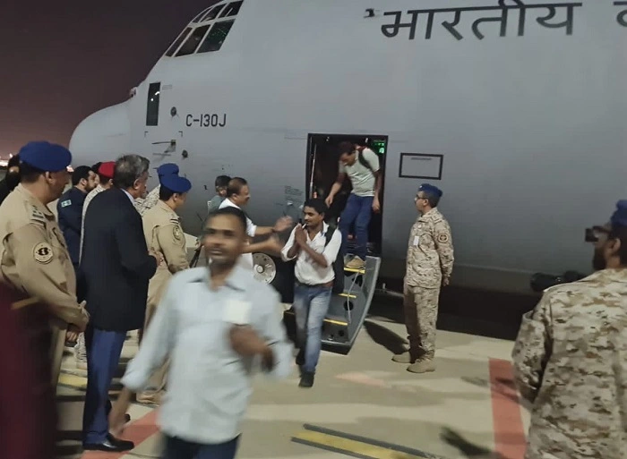 Operation Kaveri in full swing as MoS Muraleedharan reaches Jeddah to oversee rescue
