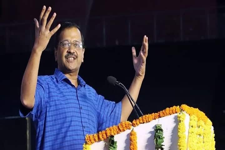 Kejriwal stands exposed as CBI nabs media head over channelling funds to AAP in Goa polls