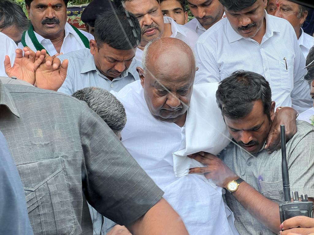91-year-old Deve Gowda struggling to save son’s political career as BJP steps up poll heat