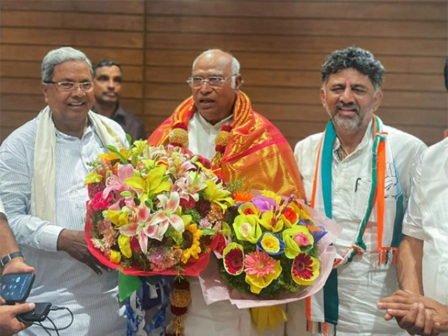 Siddaramaiah finally gets CM’s post in power sharing formula with DK Shivakumar in  Congress’s ‘Natak Karnatak’
