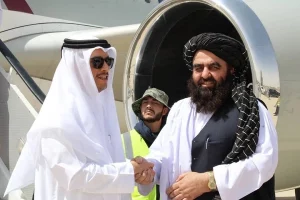 Qatari PM Abdulrahman Al Thani visits Kandahar, meets Taliban officials