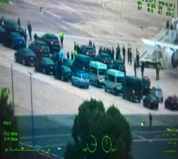 Escorted by Italian Air Force jets, Zelensky arrives in citadel Rome