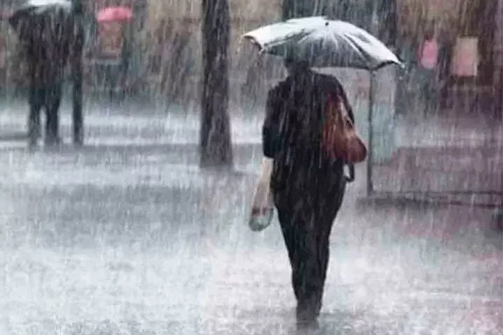 Weather office forecasts heavy rain in Karnataka and Telangana
