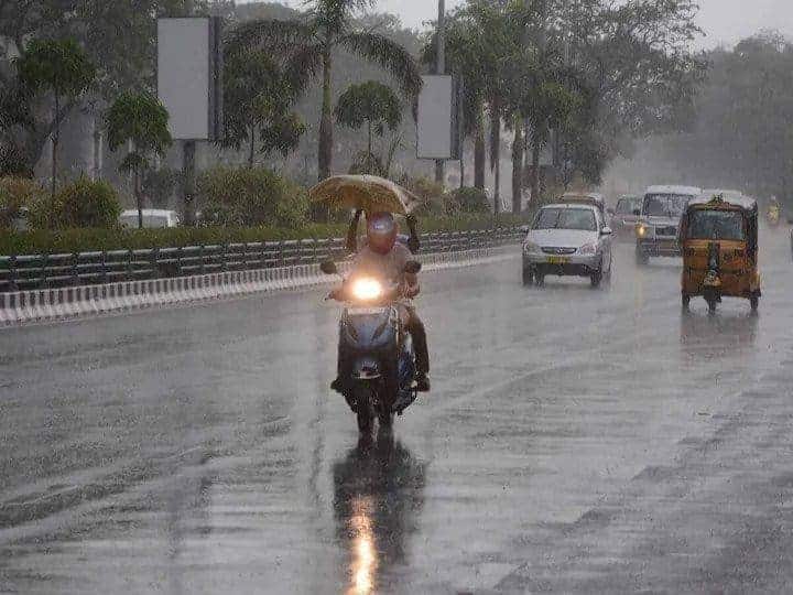 Weather office warns of heavy rainfall in Kerala, Karnataka