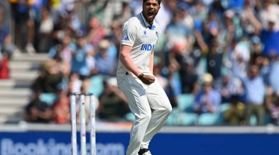 Watch: Umesh Yadav claims Labuschagne’s vital wicket to keep India in the hunt