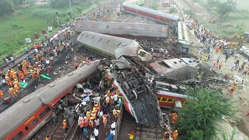 World leaders convey deep condolences after devastating train accident in Odisha