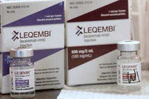 In a first, medicine to treat Alzheimer’s fully approved in US
