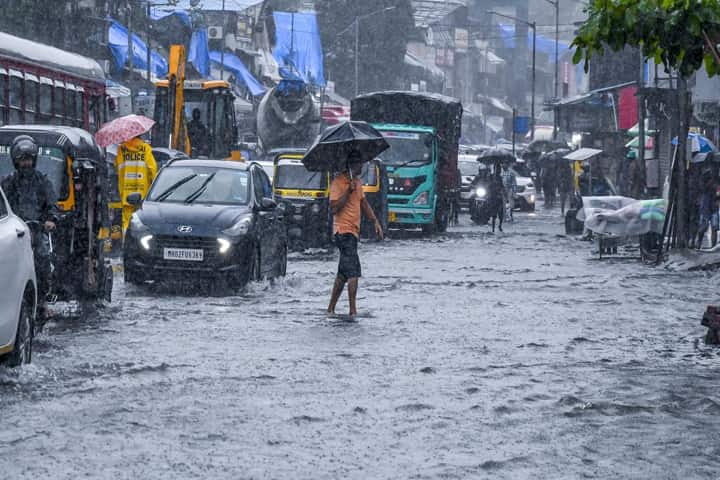 Mumbai breaks rain record for July, schools and colleges shut after IMD red alert