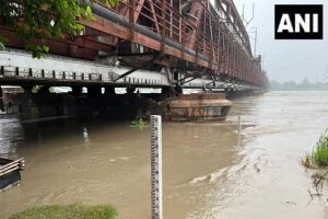 Yamuna water level receding in Delhi, Army engineers fix ITO breach