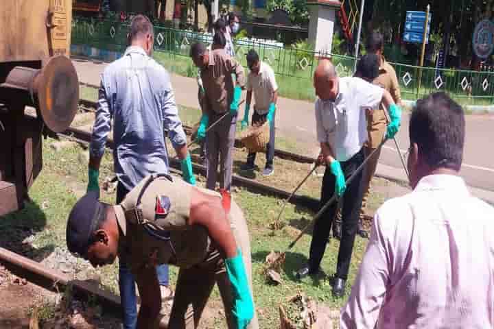 Southern Railway Cleanliness Campaign3