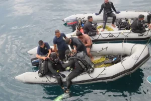 Watch: After intense dive training exercise, Indian Navy vessel departs Lanka’s Trincomalee