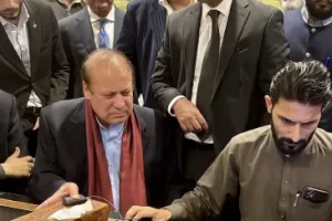 Watch: Nawaz Sharif arrives in Lahore from London via Dubai  after four years in exile