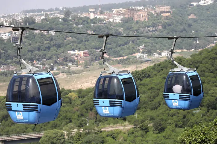 Centre approves Rs 2,093 cr outlay for highway, ropeway projects in J&K