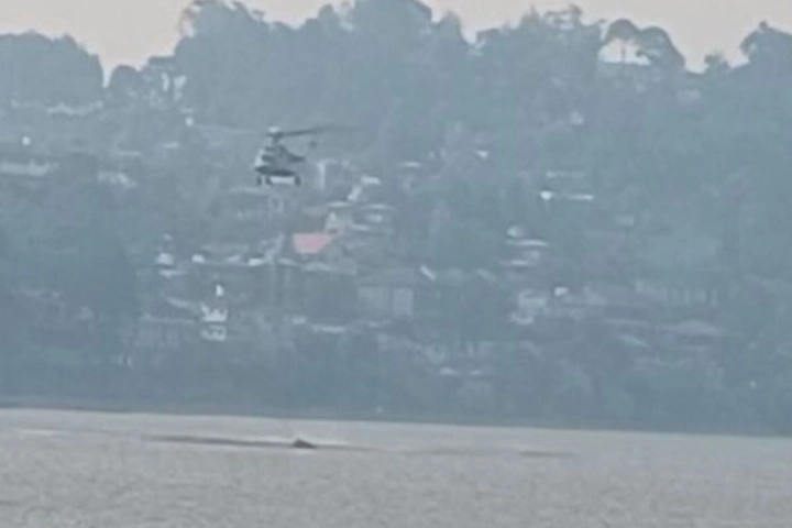 Massive forest fire rages in Nainital, IAF deploys MI-17 choppers in ongoing dousing ops