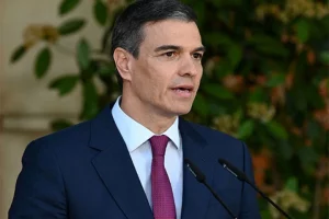 Spanish PM Pedro Sanchez refuses to resign, vows to step up fight against “unfounded attacks”