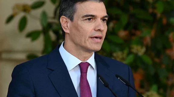 Spanish PM Pedro Sanchez refuses to resign, vows to step up fight against “unfounded attacks”